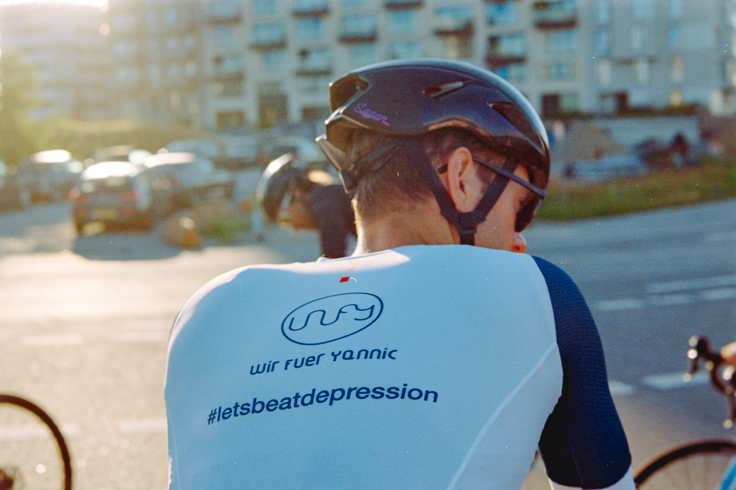 GRUPPETTO RACE SUIT - get dressed for the speedfest
